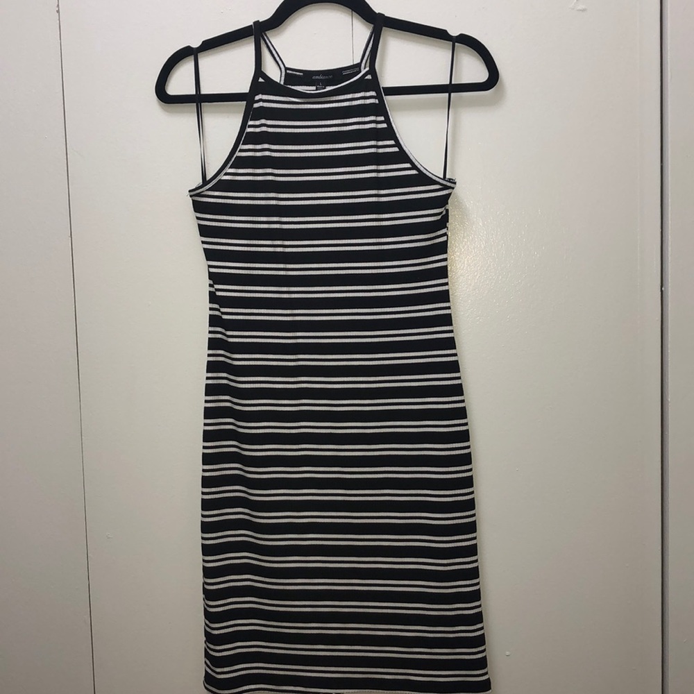 Halter stripe dress black & white